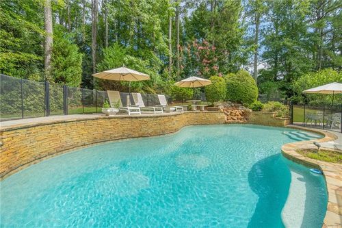 530 Saddlebrook Dr, Roswell, GA, 30075-2474 | Card Image