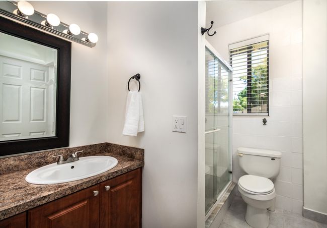4451 Luxemburg Ct, Condo with 3 bedrooms, 2 bathrooms and null parking in Lake Worth FL | Image 8