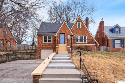 1705 N 49th St, Omaha, NE, 68104-5043 | Card Image