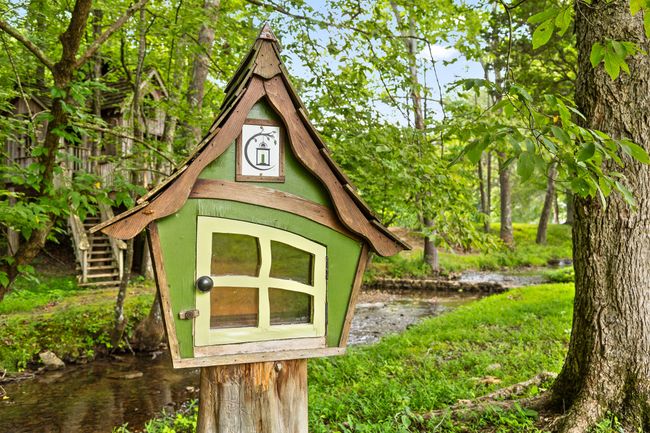 Free Little Library | Image 18