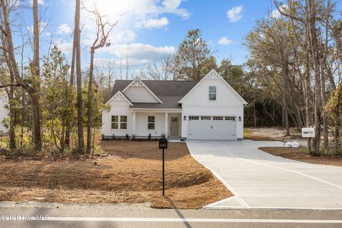 2401 Sunset Harbor Rd Se, Bolivia, NC, 28422 | Card Image