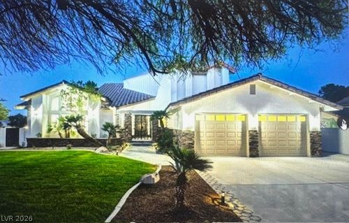 3110 S Tenaya Way, Las Vegas, NV, 89117-3132 | Card Image