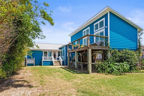 525 S 7th St, Port Aransas, TX, 78373-4123 | Card Image