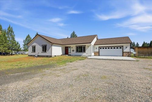 5717 E Oregon Rd, Elk, WA, 99009-9793 | Card Image