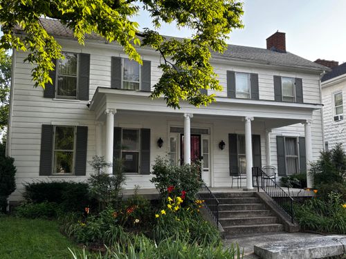 218 W Campbell St, Frankfort, KY, 40601-6216 | Card Image
