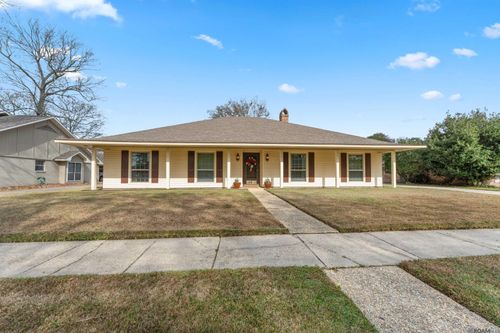 15841 Chickamauga Ave, Baton Rouge, LA, 70817-3110 | Card Image