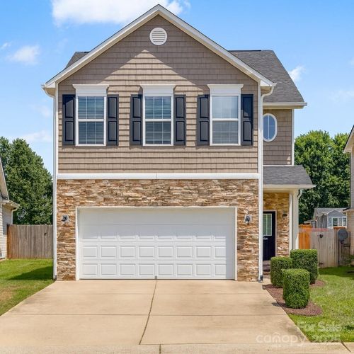 34 Chowan Dr, Fletcher, NC, 28732-7909 | Card Image