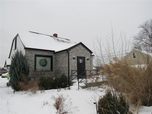 3016 Niagara Falls Blvd, North Tonawanda, NY, 14120-1116 | Card Image