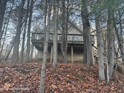 5381 Winona Falls Rd, East Stroudsburg, PA, 18302-7868 | Card Image