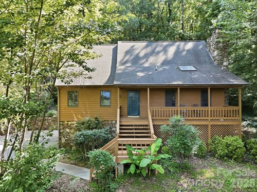 34 Tuckaway Dr, Asheville, NC, 28803-2151 | Card Image