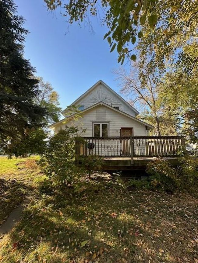 410 Park St E, House other with 3 bedrooms, 2 bathrooms and null parking in New Germany MN | Image 15
