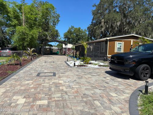na-1515 Seneca Dr, Melbourne, FL, 32935-4116 | Card Image