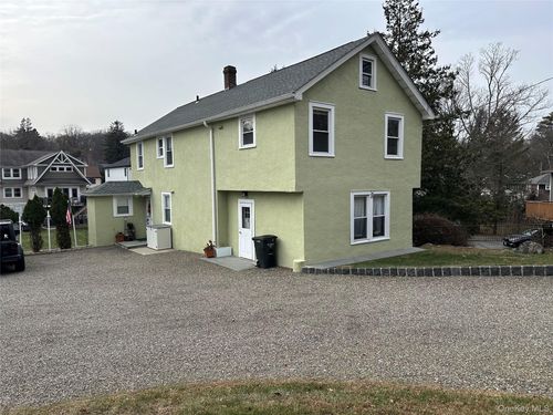 86 E Sunnyside Ln, Irvington, NY, 10533-1004 | Card Image