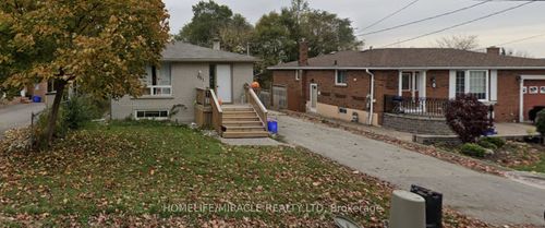 151 Collings Ave, Bradford, ON, L3Z1V9 | Card Image