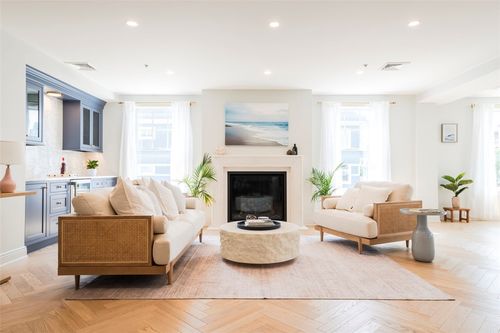 101-10 Brown & Howard, Newport, RI, 02840 | Card Image