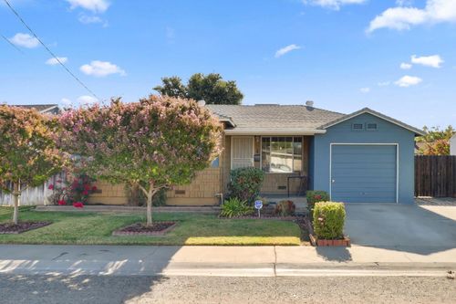 1811 Huston St, Marysville, CA, 95901-3916 | Card Image
