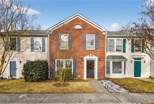 104 Yearling Ct, Yorktown, VA, 23693-2810 | Card Image