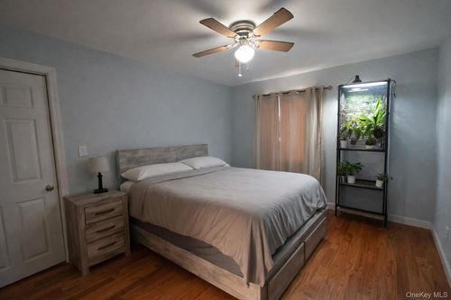 544 Beach 67th St, Arverne, NY, 11692-1311 | Card Image