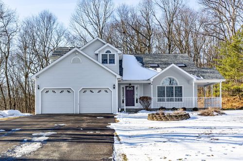 135 Woodhill Rd, Danville, PA, 17821-9626 | Card Image