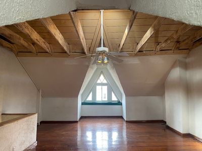 Multi use room with cathedral ceiling | Image 3