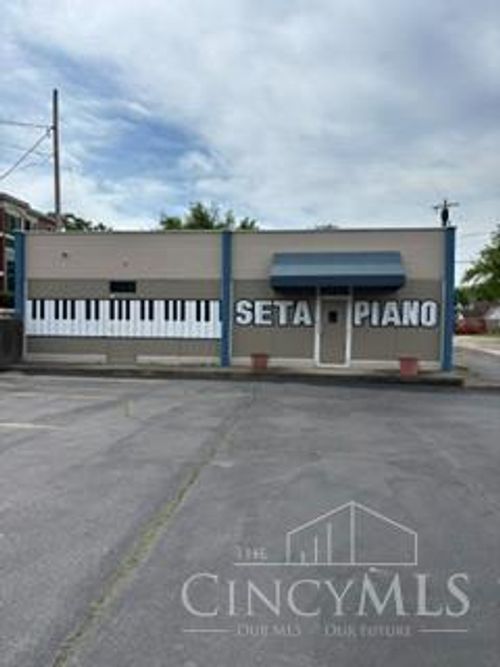 6800 Montgomery Road, Silverton, OH, 45236 | Card Image