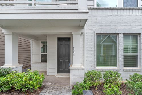 4924 Deavers Ln, Fort Worth, TX, 76114-4345 | Card Image