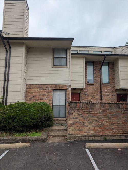 6646 E Lovers Ln, Dallas, TX, 75214-1697 | Card Image