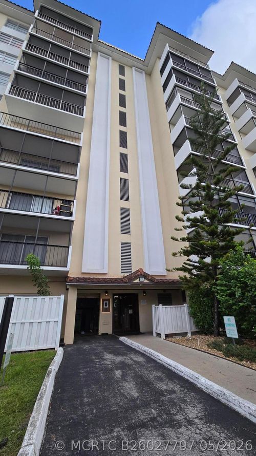 601-4164 Inverrary Dr, Lauderhill, FL, 33319-4581 | Card Image