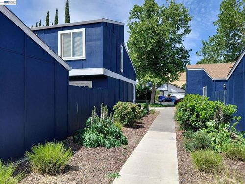 9 El Capitan Ln, Antioch, CA, 94509 | Card Image