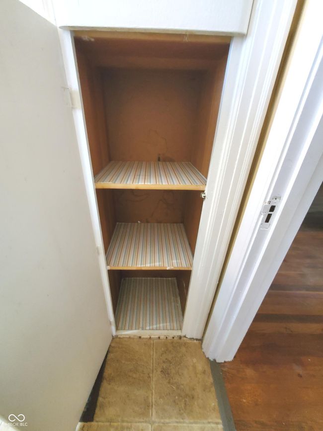 Bathroom Cabinet | Image 34