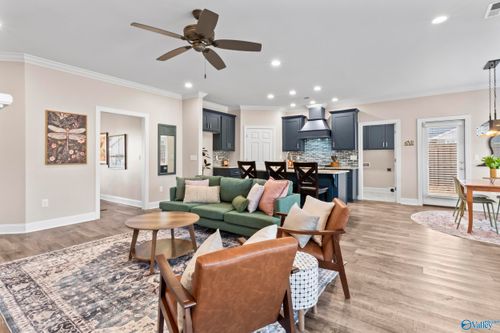 3006 Lisa Ln Se, Decatur, AL, 35603-5837 | Card Image