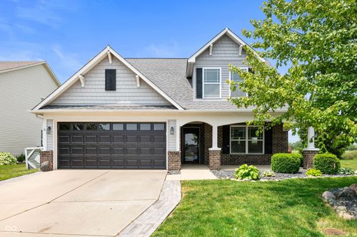 1412 Huntzinger Blvd, Pendleton, IN, 46064-8591 | Card Image