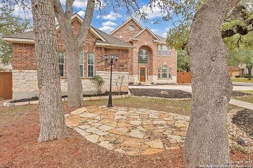 327 Snowbell Trl, San Antonio, TX, 78256-1614 | Card Image