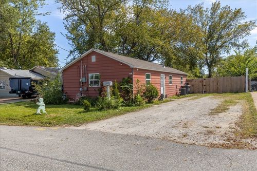 507 Charles Ave, Springdale, AR, 72764-6417 | Card Image