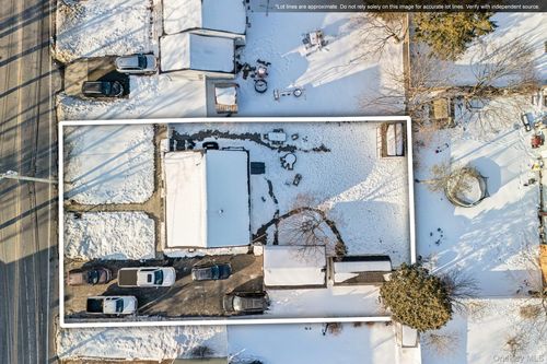 662 College Rd, Farmingville, NY, 11738-1312 | Card Image