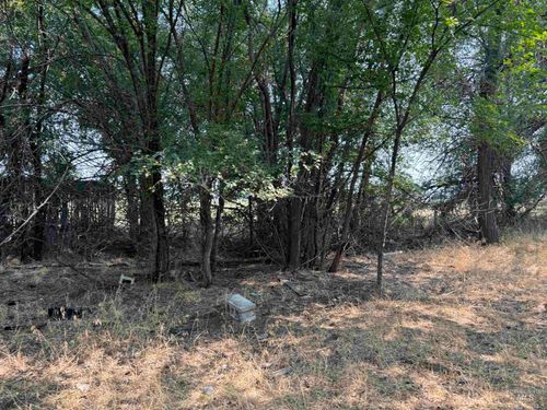 300 E 3rd St, Burley, ID, 83318-1003 | Card Image