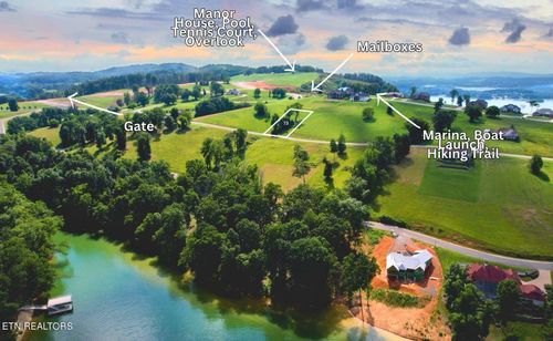 2435 Starboard Crest Rd, Morristown, TN, 37814-5320 | Card Image