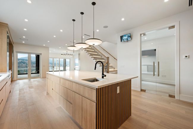 1209 Ioco Rd, House other with 4 bedrooms, 5 bathrooms and 4 parking in Port Moody BC | Image 8