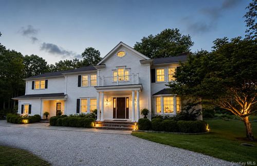 33 Peters Ln, Pound Ridge, NY, 10576-1804 | Card Image