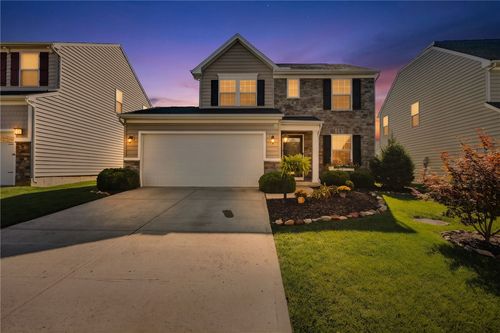 6207 Willow Oak Dr, Tipp City, OH, 45371-7510 | Card Image