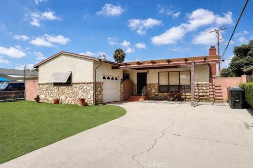 513 Newkirk Ave, Fullerton, CA, 92832-2517 | Card Image