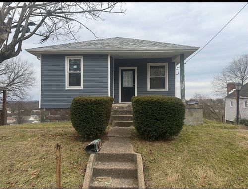 26 Coraopolis Rd, Coraopolis, PA, 15108-3702 | Card Image