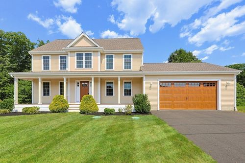 8 Preservation Way, Attleboro, MA, 02703-5261 | Card Image
