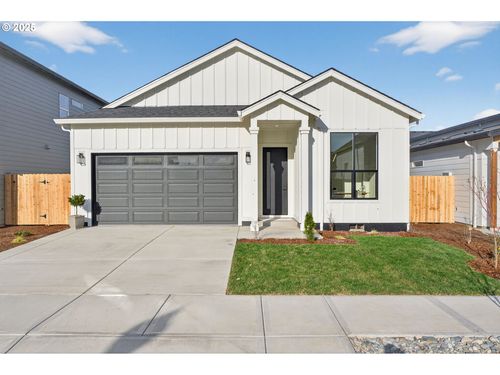 626 Se 35th St, Battle Ground, WA, 98604-3189 | Card Image