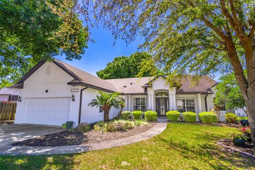 987 Kerwood Cir, Oviedo, FL, 32765-4601 | Card Image