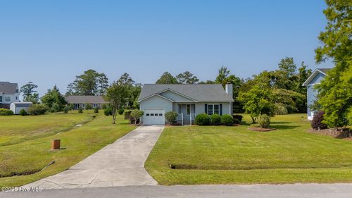 512 Island Dr, Beaufort, NC, 28516-9410 | Card Image