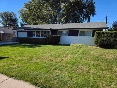 1185 Phelps Cir, Mountain Home, ID, 83647-2047 | Card Image