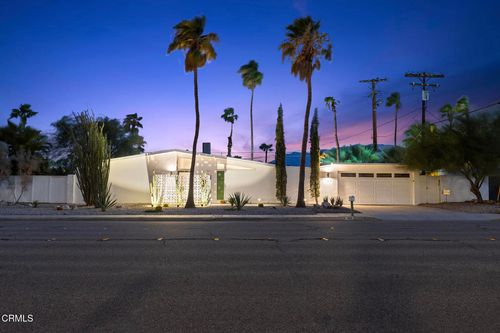 795 E Racquet Club Rd, Palm Springs, CA, 92262-2256 | Card Image