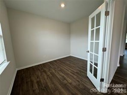 6424 Ellimar Field Ln, Charlotte, NC, 28215-1206 | Card Image