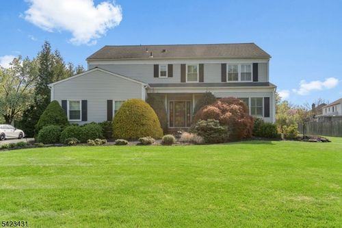 19 Daniel Dr, HILLSBOROUGH, NJ, 08844-3013 | Card Image